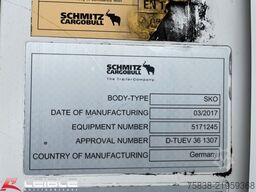 SCHMITZ CARGOBULL SKO/24L*Doppelstock*Blumenbreit*Liftachse*