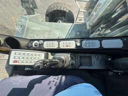 Liebherr LH 50 + GRAPPLE