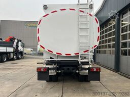 Mercedes-Benz Axor 3344 6x4 Water Tank Truck