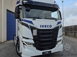 Iveco 440S51
