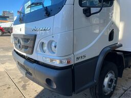 Mercedes-Benz Accelo 915 4x2 Closed Cargo Truck