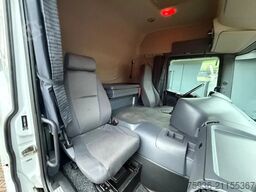 Scania P230 1st Owner I Euro 5 I Bed I L850 B250 H264 ...