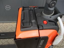 TOYOTA LPE200
