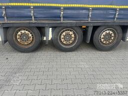Schmitz Cargobull Curtainsider Mega