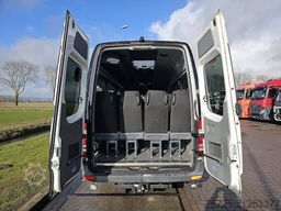 MERCEDES-BENZ SPRINTER 516 17-Persoons Euro6!