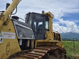 Komatsu D155AX-5