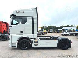 MAN TGX 18.560 BL/Retarder/ACC/2x Tank/D30 Motor!