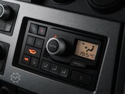 Renault T520 6x2/ RETARDER/ FULL AIR/ HYDRAULICS/ BOOGIE