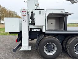 Iveco T-Way AD410T43H AT Tire Handler Crane Truck