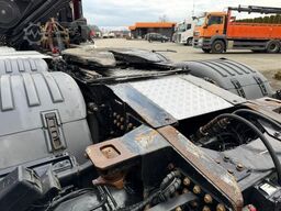 SCANIA R580 LB 8x2*6 HNB SZM mit Kran HIAB XS 422