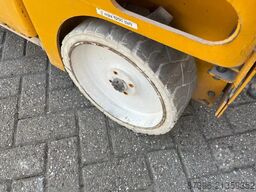 Haulotte Compact 8W Hoogwerker Schaarhoogwerker