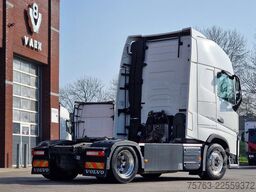 Volvo FH 13.500 Globetrotter XL 4x2 - Low deck - I Sa...