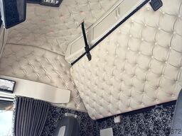 Volvo FH 13.500 Globetrotter XL 4x2 - Low deck - I Sa...