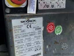 Skyjack SJ III 3226 Elektro 9,90 m