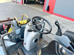 KRAMER 341-02 inkl. Schaufel & Gabel 2009 28kW 4x4