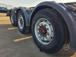 KÖGEL S24-2 | SAF DISC. | LIFT AXLE.