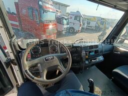 MAN TGA 32.360 / 8X4 / Liebherr 9qm