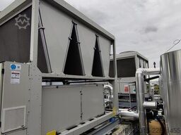 Daikin EWAH330TZSRB1005 x 3, EWAD370T-SSC2001