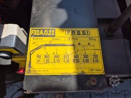 Renault D 7.5 - HIAB FASSI F32