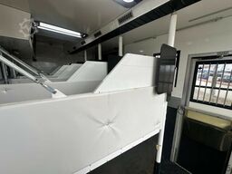 MAN TGX 26510 5-6 Pferde Popout, Wohnmobilzulassung