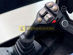 JCB 3TS-8T Teleskid