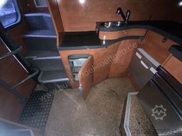 Van Hool Astromega TD 927