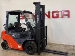 Toyota 11153 - 02-8FGF20