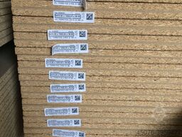 Bodenbelag  Bühnenbelag  Spanplatten Längen von 2,2 m bis 3,4 m Breite 1 m