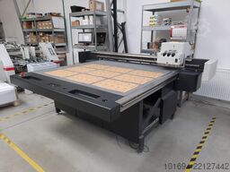 Automatski sto za štancovanje i sečenje ESKO KONGSBERG X20