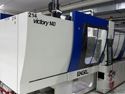 Brizganje mašina sa robotom ENGEL VICTORY VC330/140 TECH