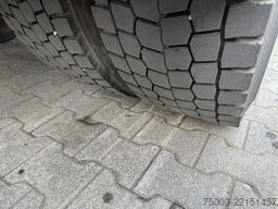 Volvo FL250.18 Carrier Supra 850Mt