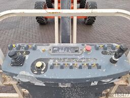 JLG 600AJ