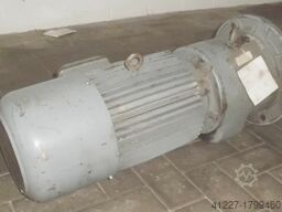 SEW-EURODRIVE RF83WD132ML-8-2BS/HL/TF