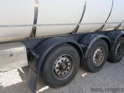 MENCI SA 105, Isoliert, Tank aus 2016, 32m³, 4 Kammern