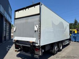 IVECO Stralis 400 6x2 Carrier 1050 Supra