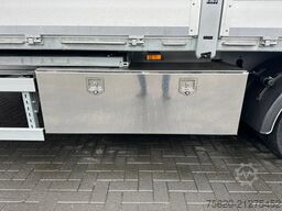 A&D BELGIE 2 ASSER SEMIE TRIDEC GESTUURD