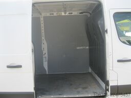 Opel Movano B