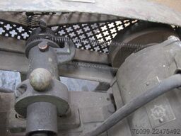 Matra Ventilschleifmaschine mit Doppelkonus-S.