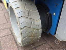 Genie GS1932 Electric, Working Height 7.8 m, 227kg Capac