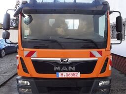 MAN TGL 8.220