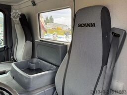 SCANIA P370 6x2
