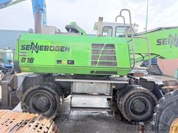 SENNEBOGEN 818 mit Greifer