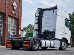 Volvo FH 13.460 Globetrotter 4x2 - Low deck - Full ai...