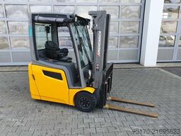 Jungheinrich EFG 215 / Triplex: 4.25m! / nur 3.439h! / 2022