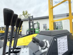 Combilift CB4000 TRIPLEX 5200 FREE-LIFT POSITIONER