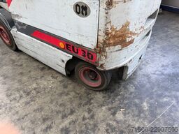 OM CARRELLI EU 30