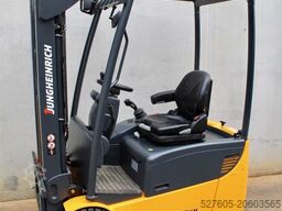 Jungheinrich EFG 115 300 ZZ