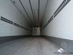 Schmitz Cargobull 3 AXLE FRIGO TRAILER