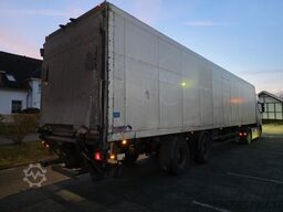 SCHMITZ CARGOBULL City Tiefkühler, 2. Achs drehbar, 3 to Ladebordw
