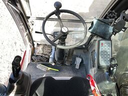 Liebherr A913 Compact Litronic with 3 excavator buckets